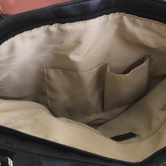 Dolce Vita Tote - Picture 5 of 5